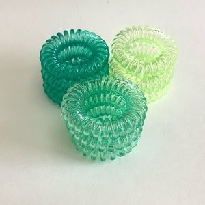 Woman | Plastic Spiral Hair Ties | Set of 9